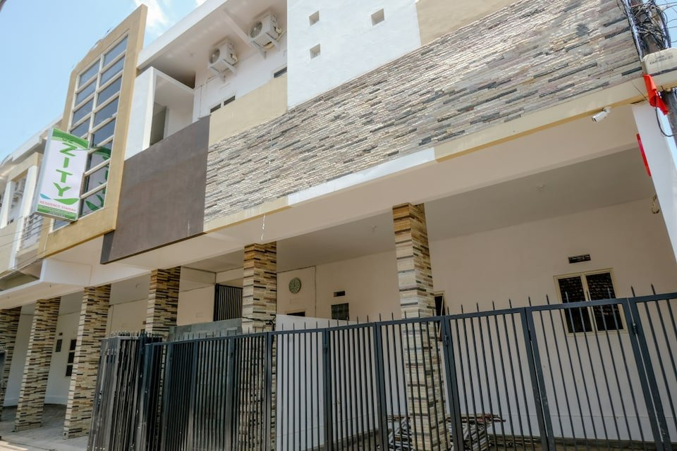 OYO 1939 De Zity Family Residence主图