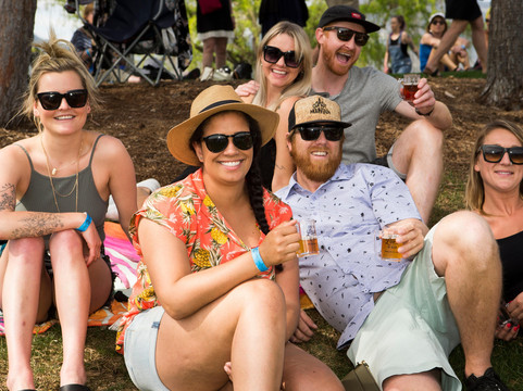 Gibbons Festivals & Events-基洛纳必去景点