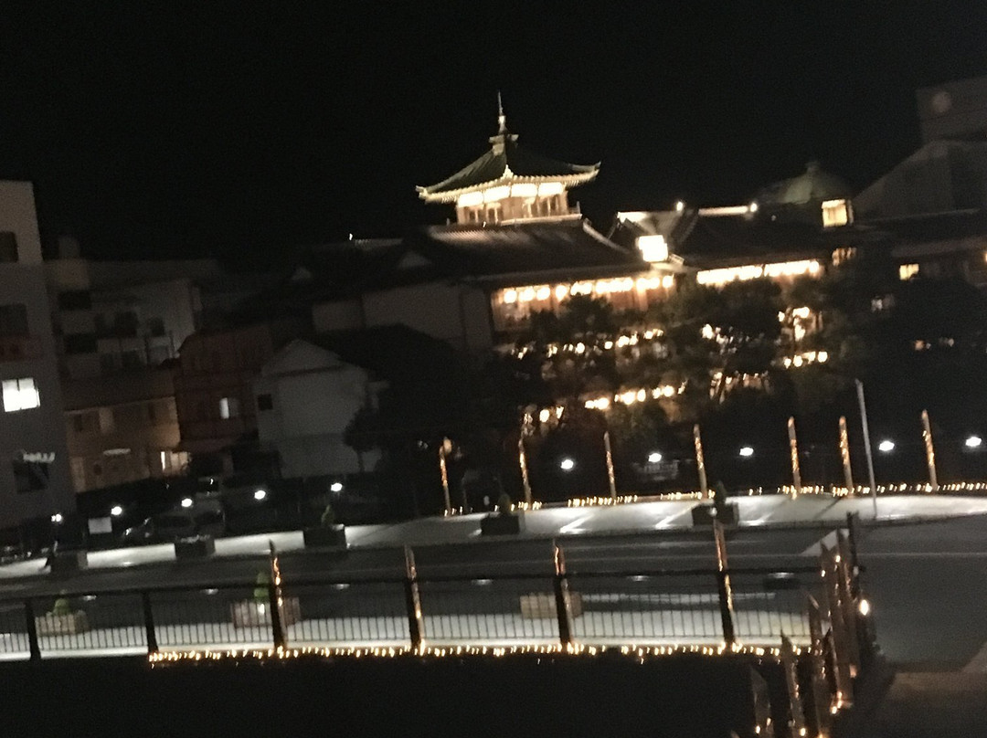 川良喜悦饭店主图