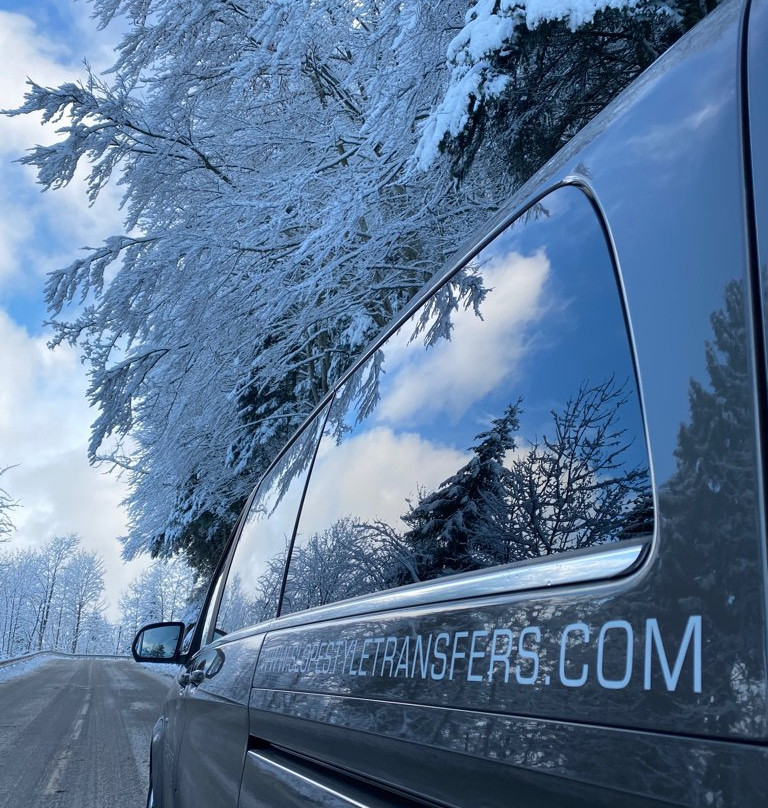 SlopeStyle Transfers-尚贝里必去景点