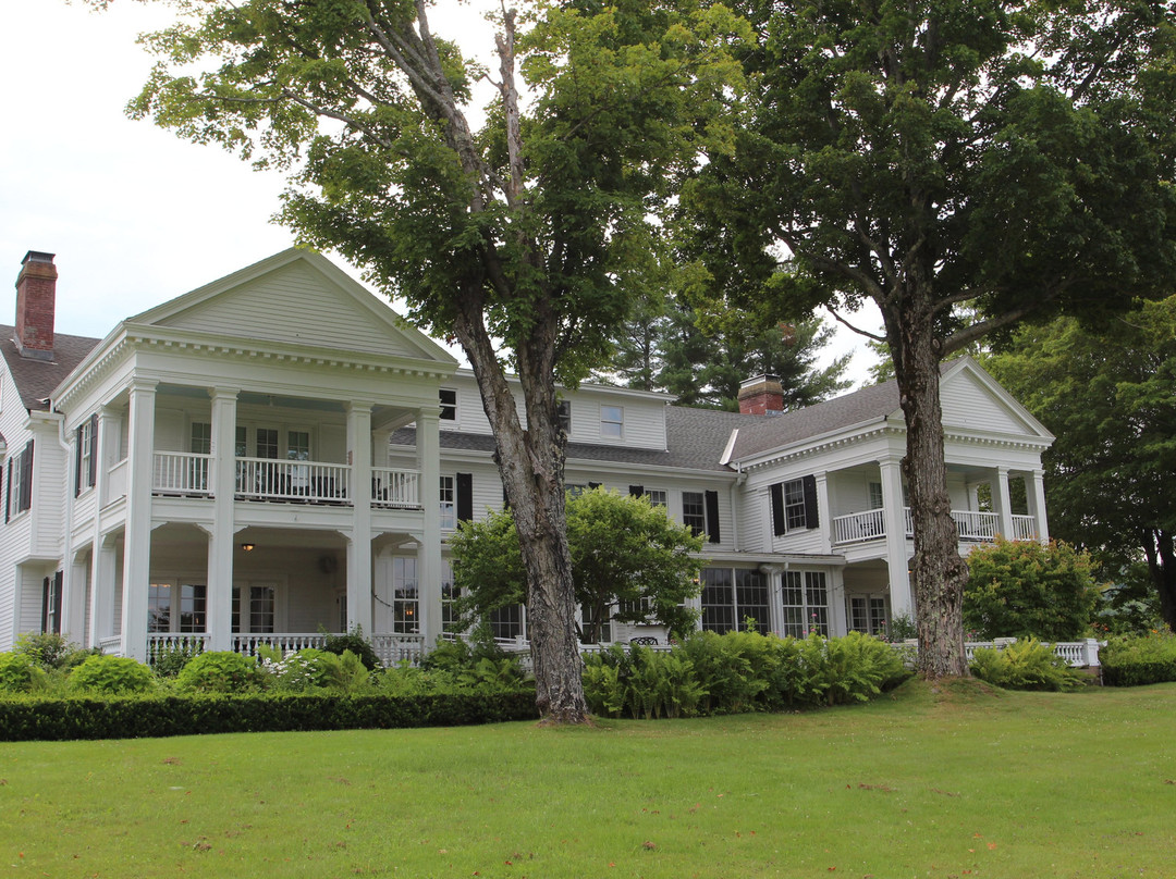 The White House Inn主图