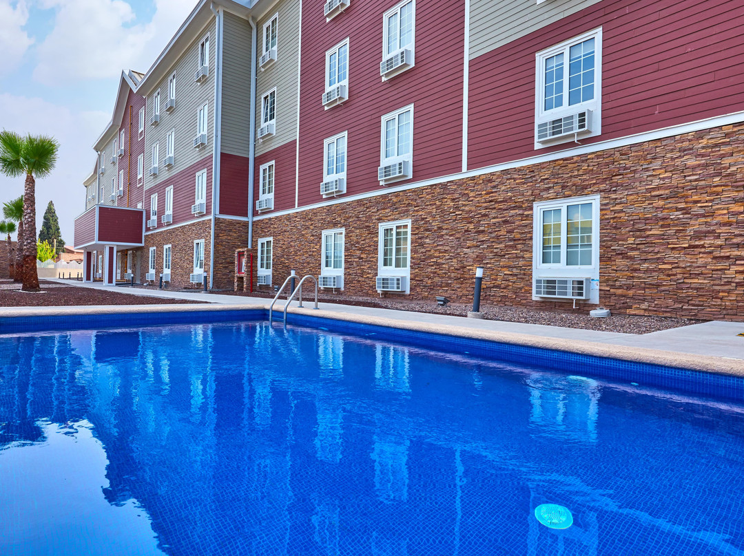 Extended Suites Merida Siglo XXI主图