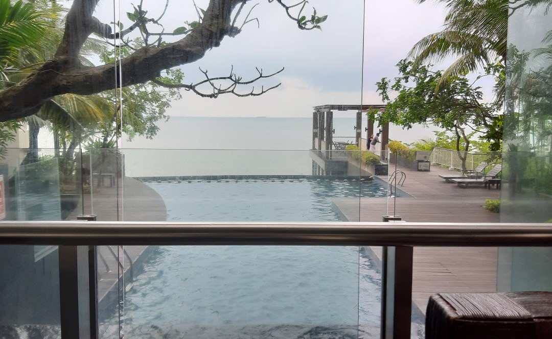 巴里巴板阿斯顿酒店主图