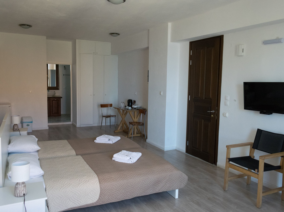 Creta Seafront Residences主图