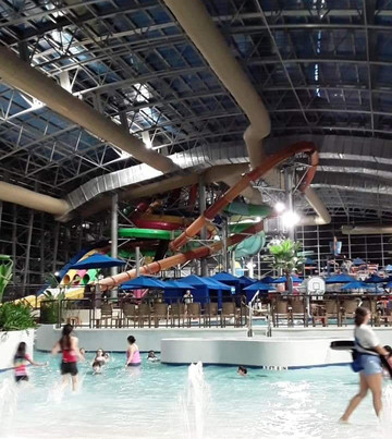 Epic Waters Indoor Waterpark-大草原城必去景点