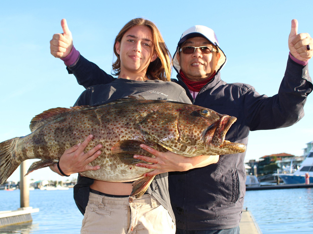 ADVENTURE FISHING CHARTERS-穆鲁拉巴必去景点