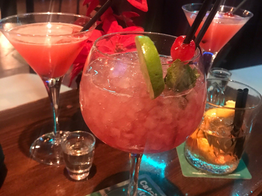 Davids Cocktail Bar-科斯塔特吉塞必去景点