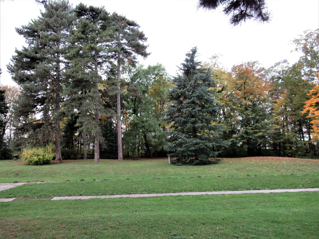 Domaine Formigé-Montfermeil必去景点