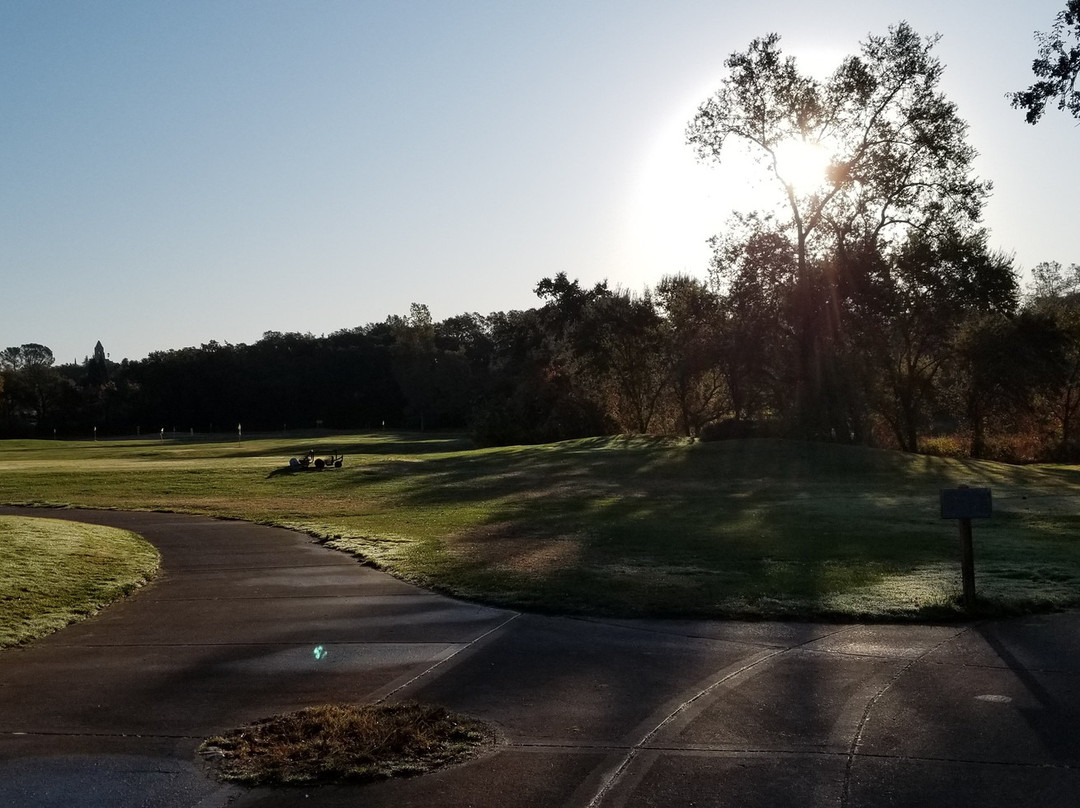 Castle Oaks Golf Course景点图片