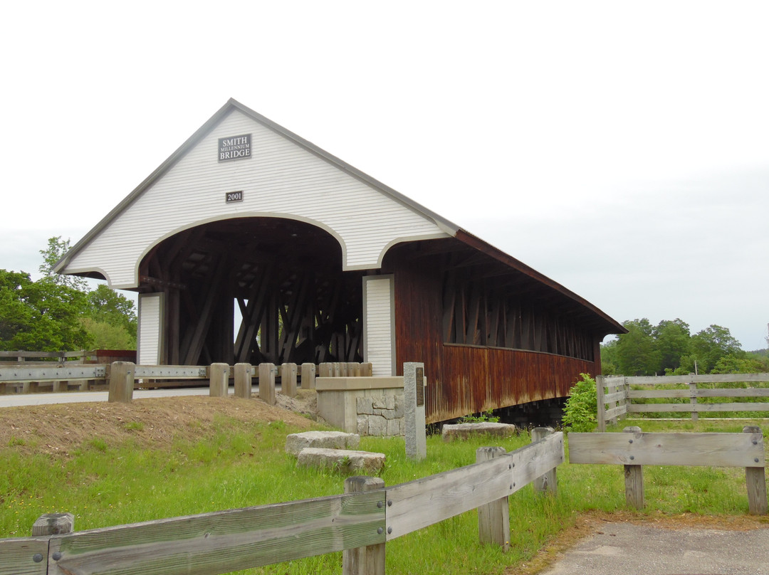 Smith Covered Bridge-Plymouth必去景点