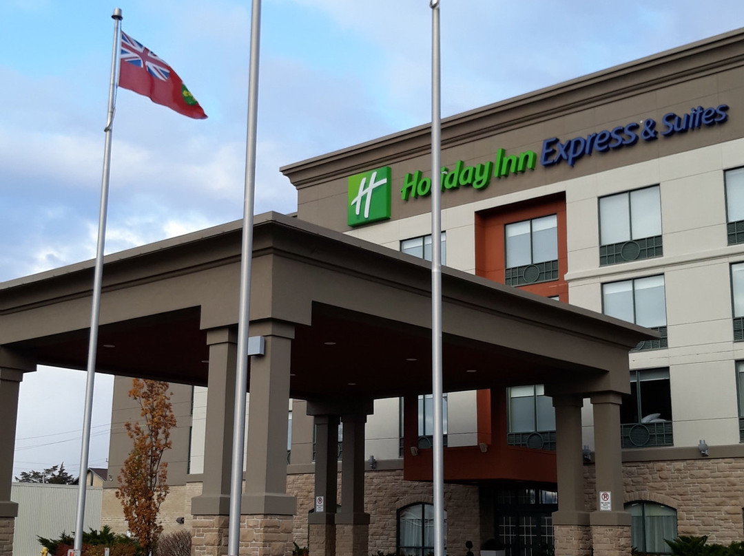 Holiday Inn Express & Suites Belleville By IHG主图