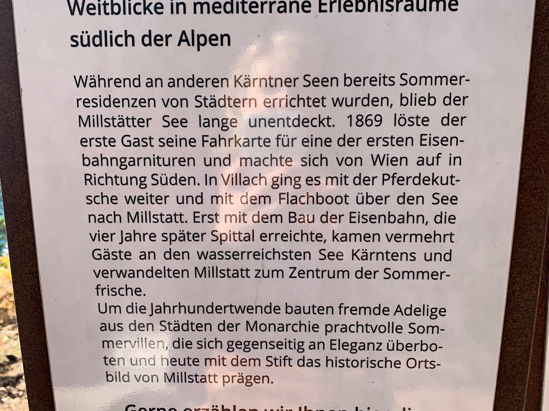 Aussichtsplattform Waldbühne auf der Luschan Höhe景点图片