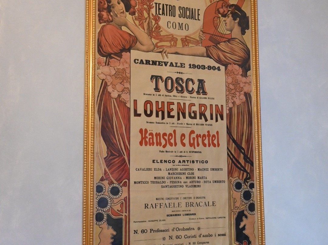 Teatro Sociale-科莫必去景点