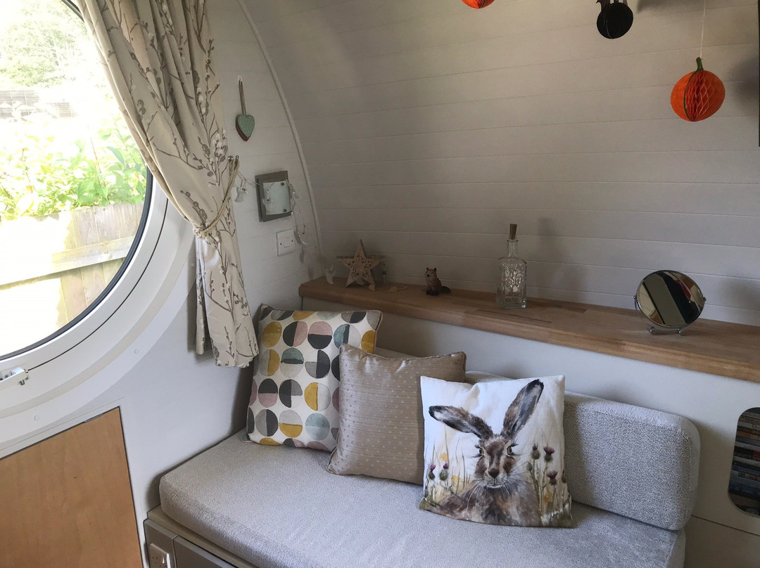 Foxfield Glamping主图
