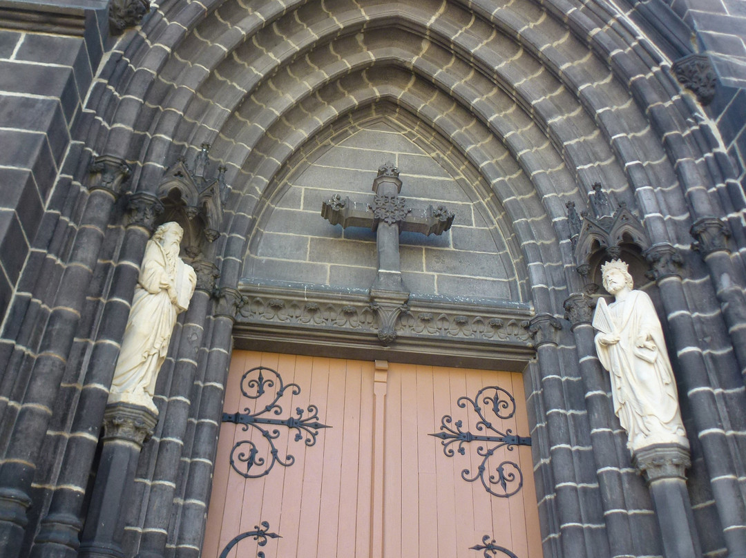Église Saint-Eutrope景点图片