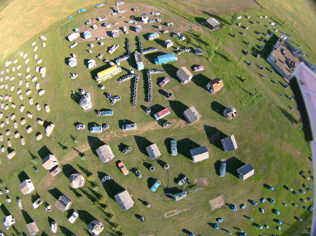 Ferintosh旅游景点-Silver Creek Paintball