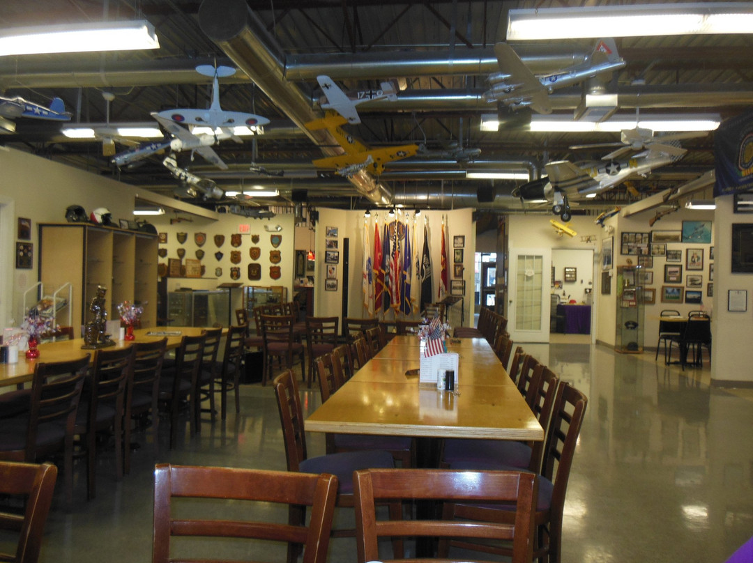 Welcome Home Veterans Living Military Museum景点图片