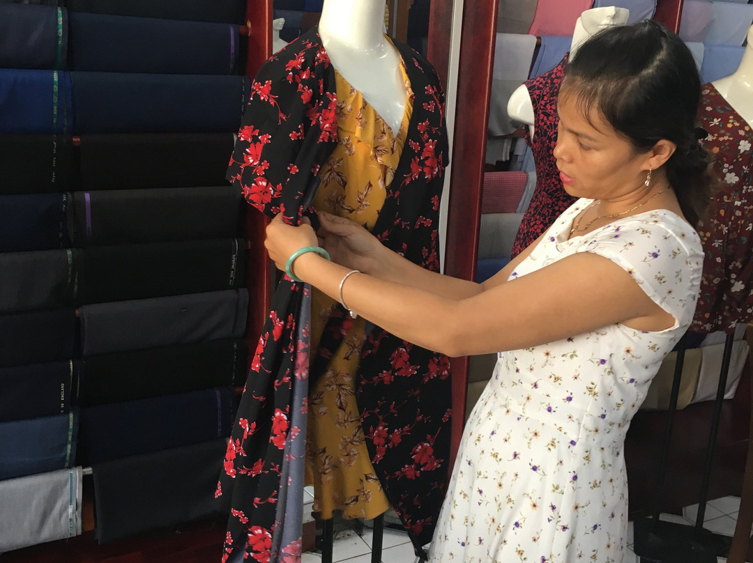 Minh Nhi Tailor-会安必去景点