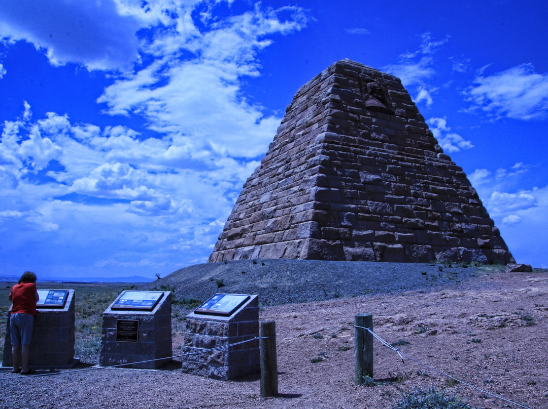 Granite Canon旅游景点-Ames Monument