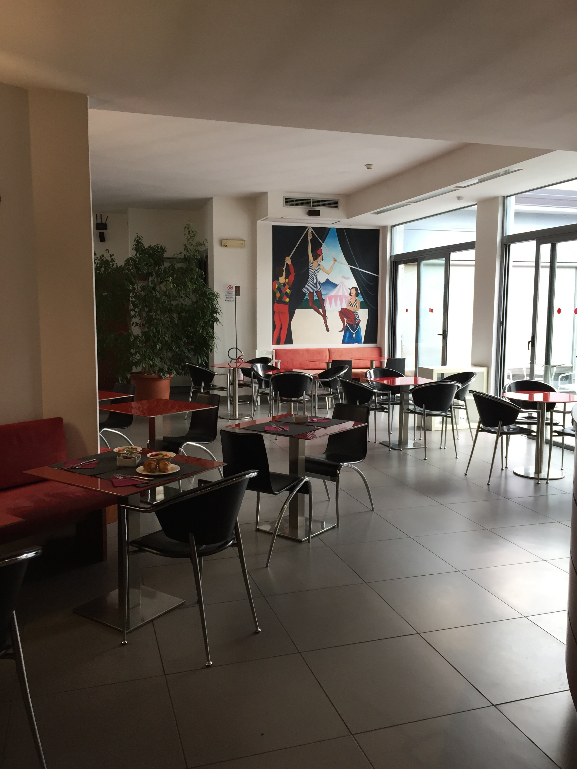 Hotel Domus Expo-餐饮