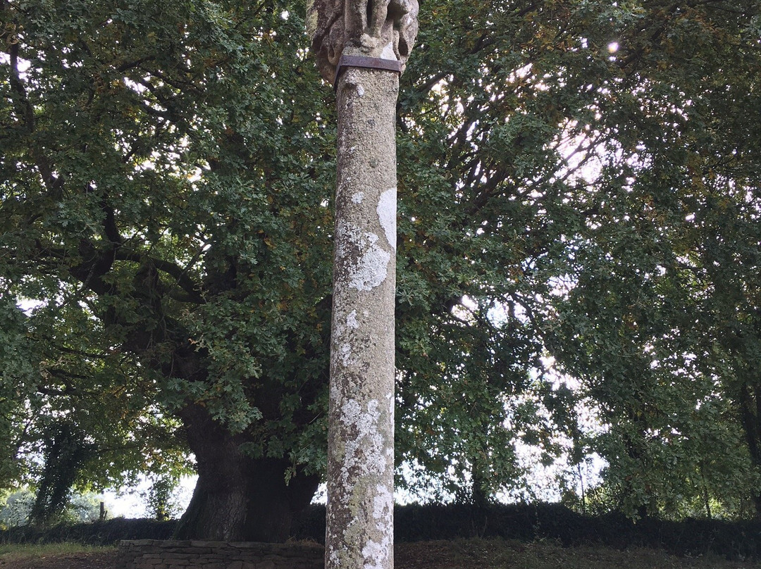 Cruceiro de Lameiros-Monterroso必去景点