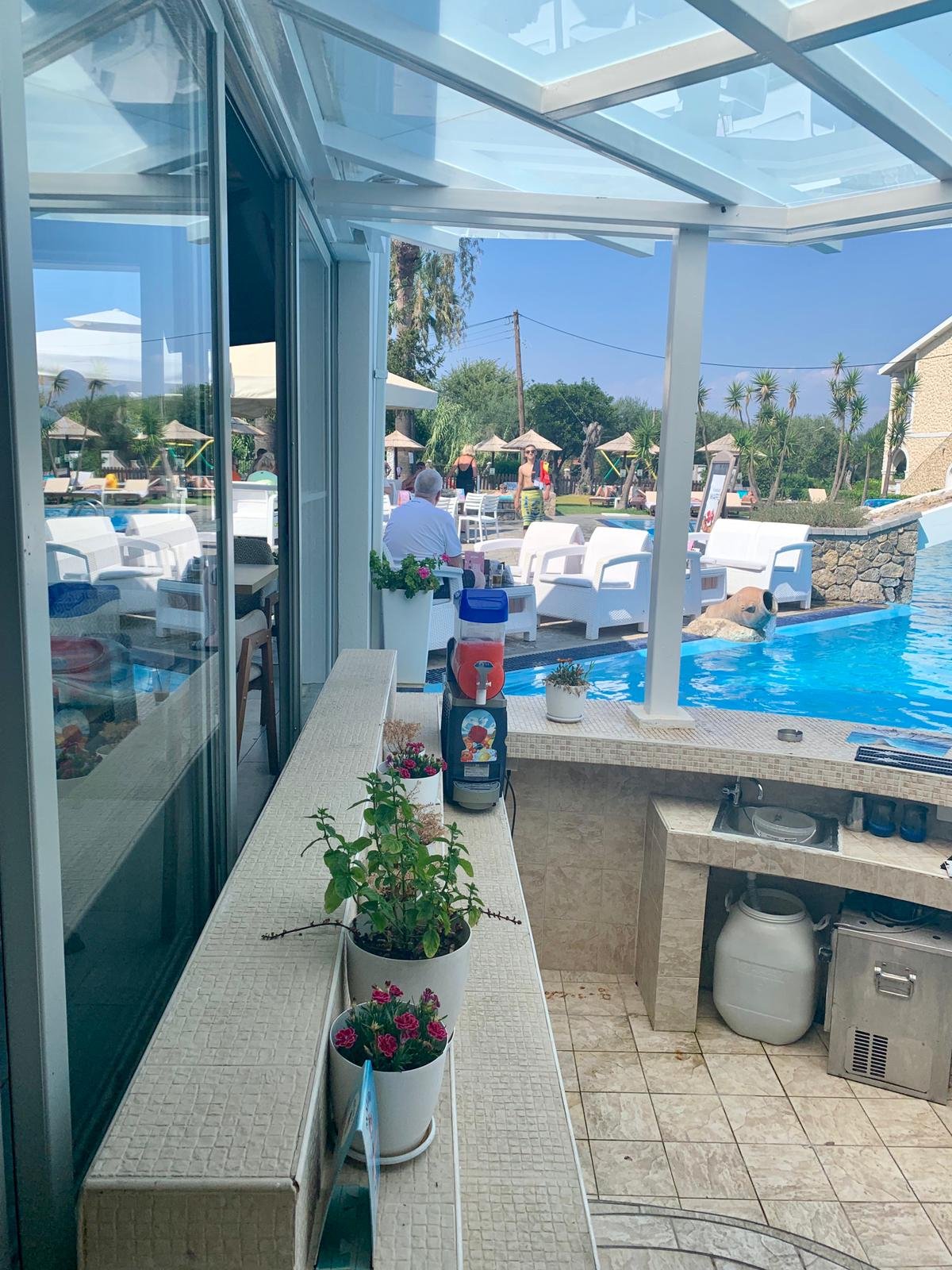 Theodoros Resort-餐饮