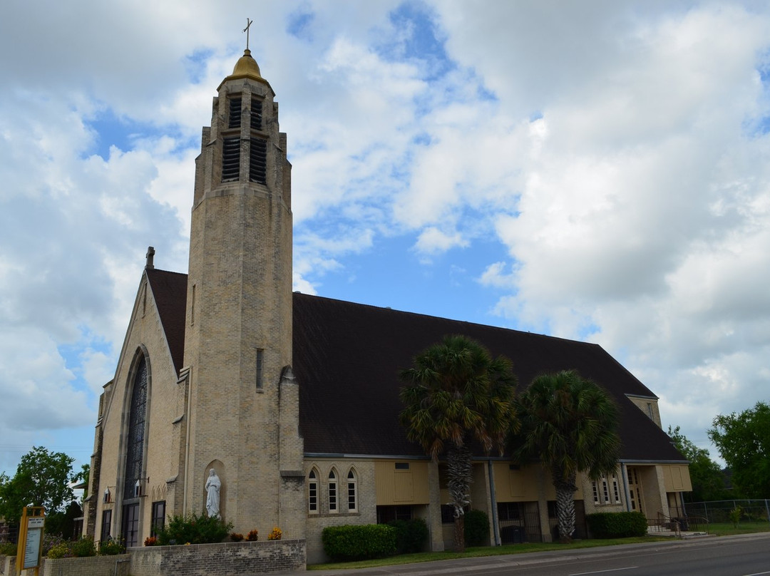The Centennial Park Mural & Plaza-Harlingen必去景点