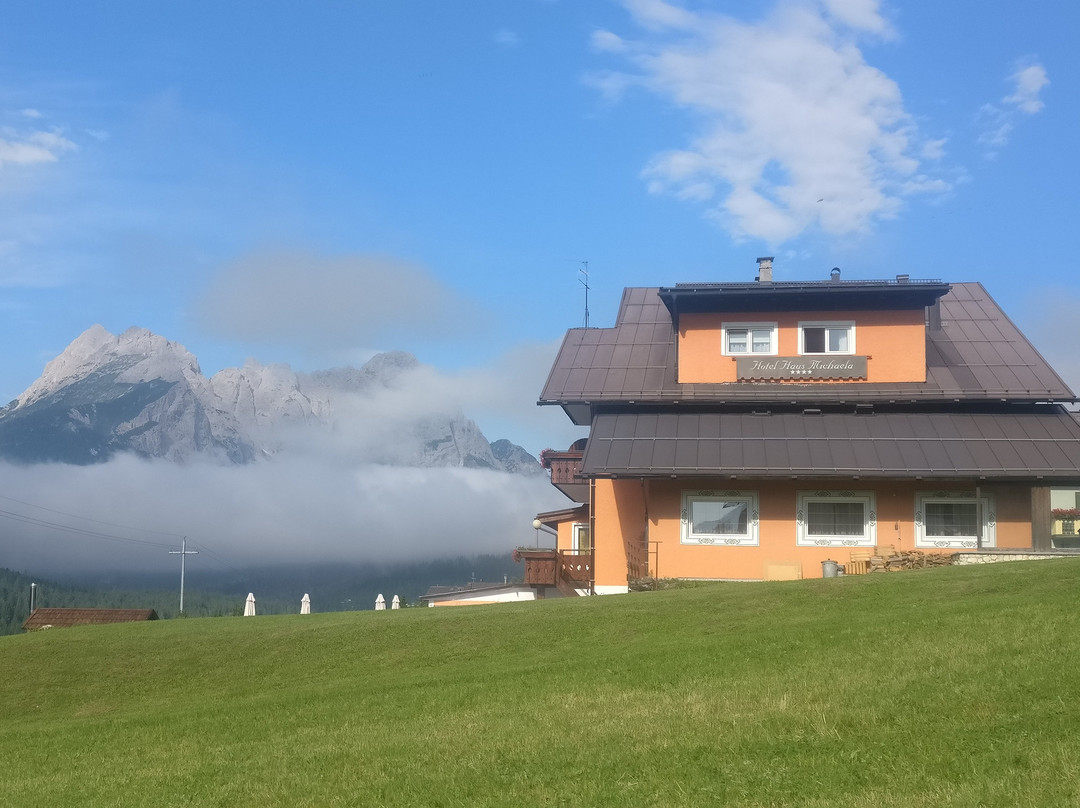 Hotel Haus Michaela主图