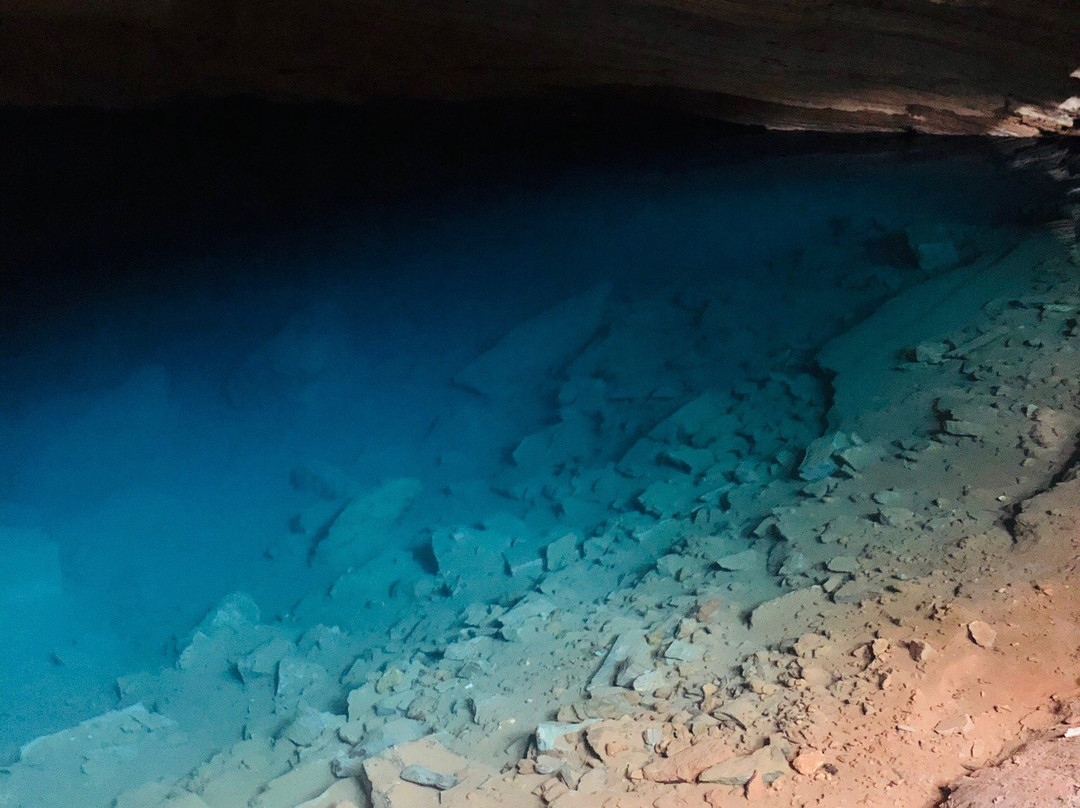 Gruta Azul景点图片