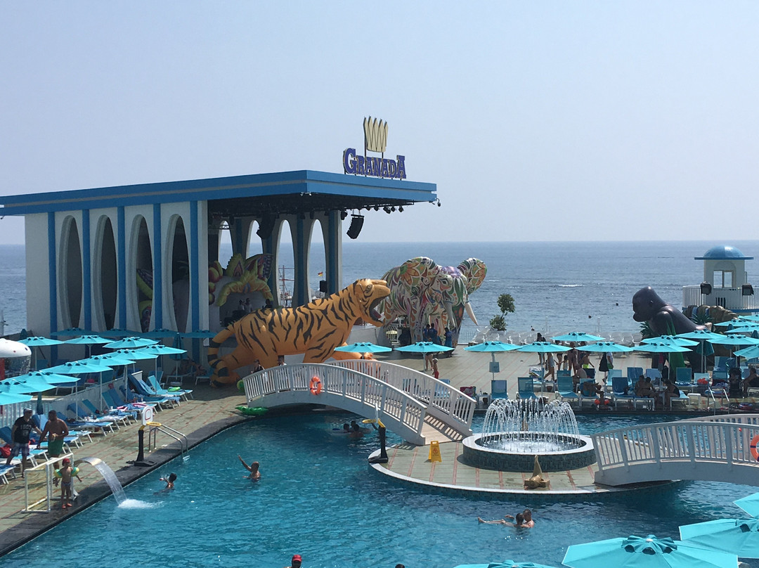 Granada Luxury Beach主图