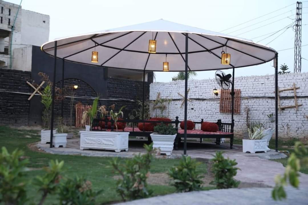 Roti Shoti Family Restaurant & Events Organizer