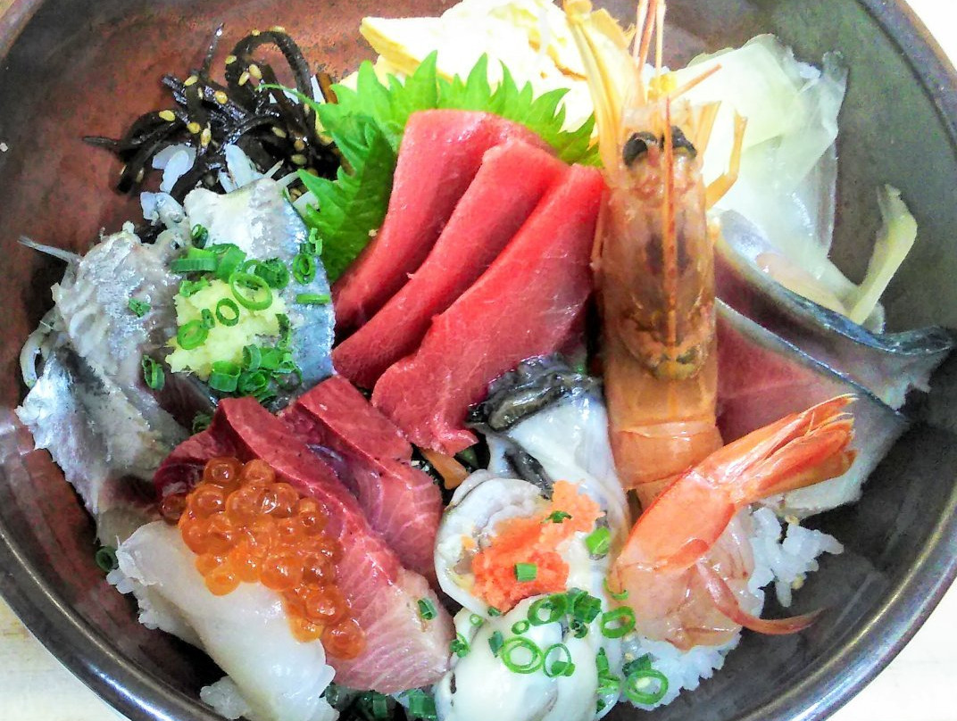 湘南のカキ小屋 笑山