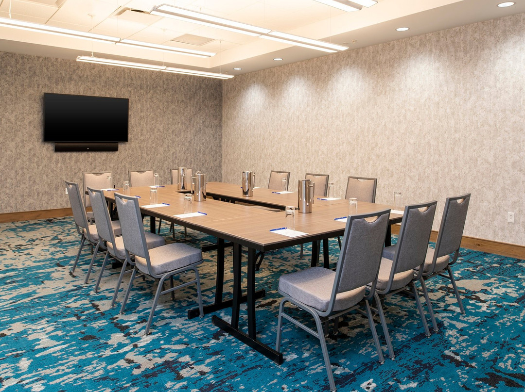 Delta Hotels by Marriott Kalamazoo Conference Center主图