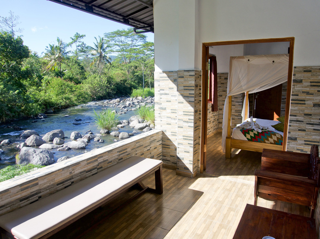 Tepi Sungai Guest House & Restaurant主图