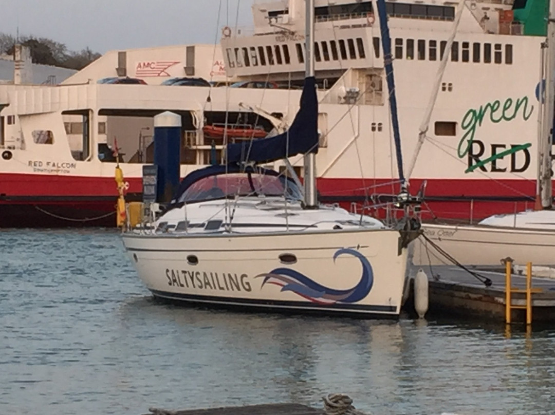 Salty - Sailing and Powerboat Experiences景点图片