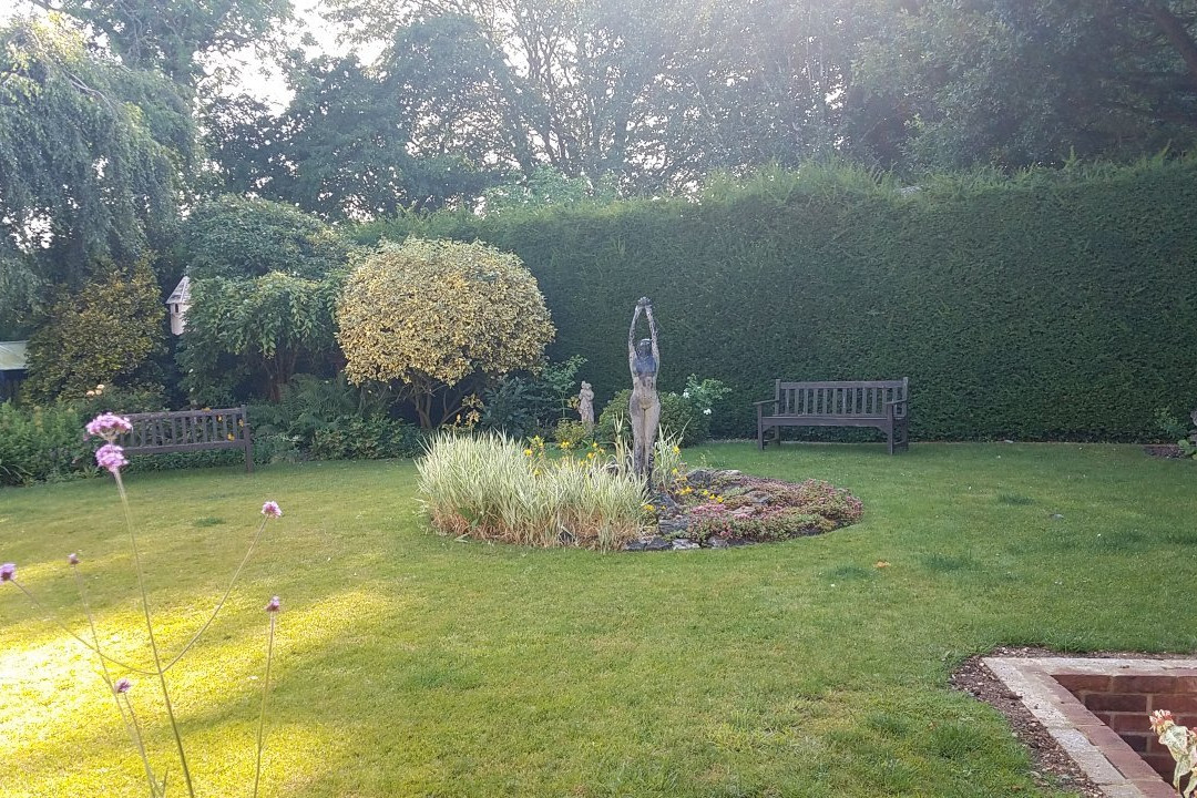 The Cottage Guest House主图