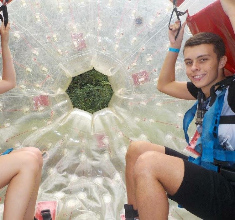 GO Zorbing London景点图片