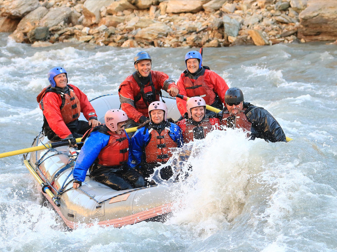 Explore Denali Rafting and hiking景点图片