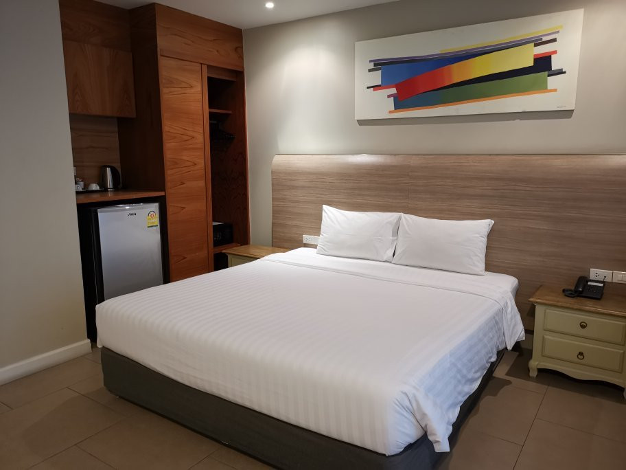 春之海酒店主图