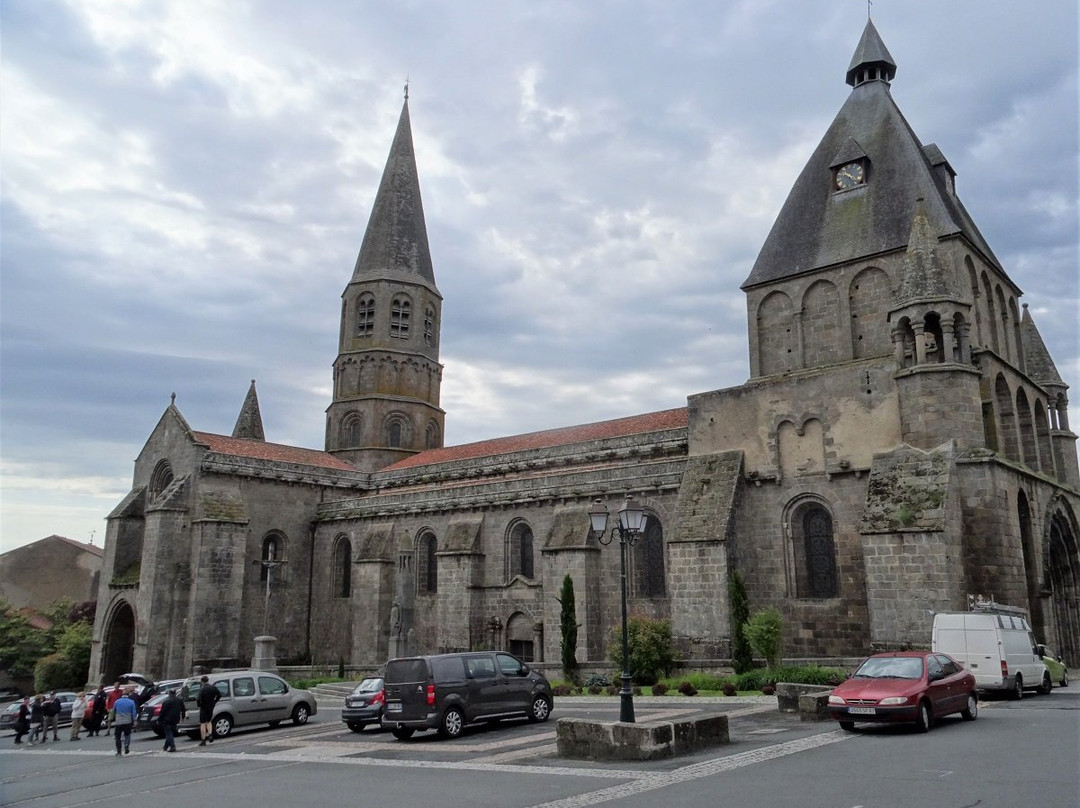 Collégiale Saint-Pierre du Dorat景点图片