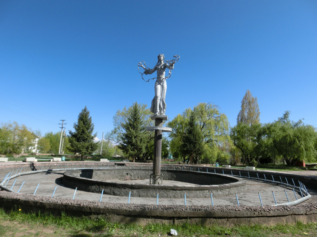 Cholpon Fountain-乔尔蓬阿塔必去景点