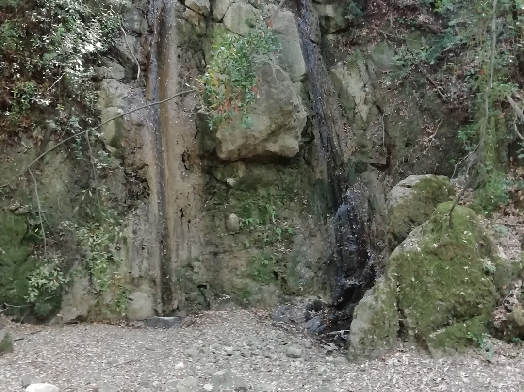 Mua Waterfalls景点图片