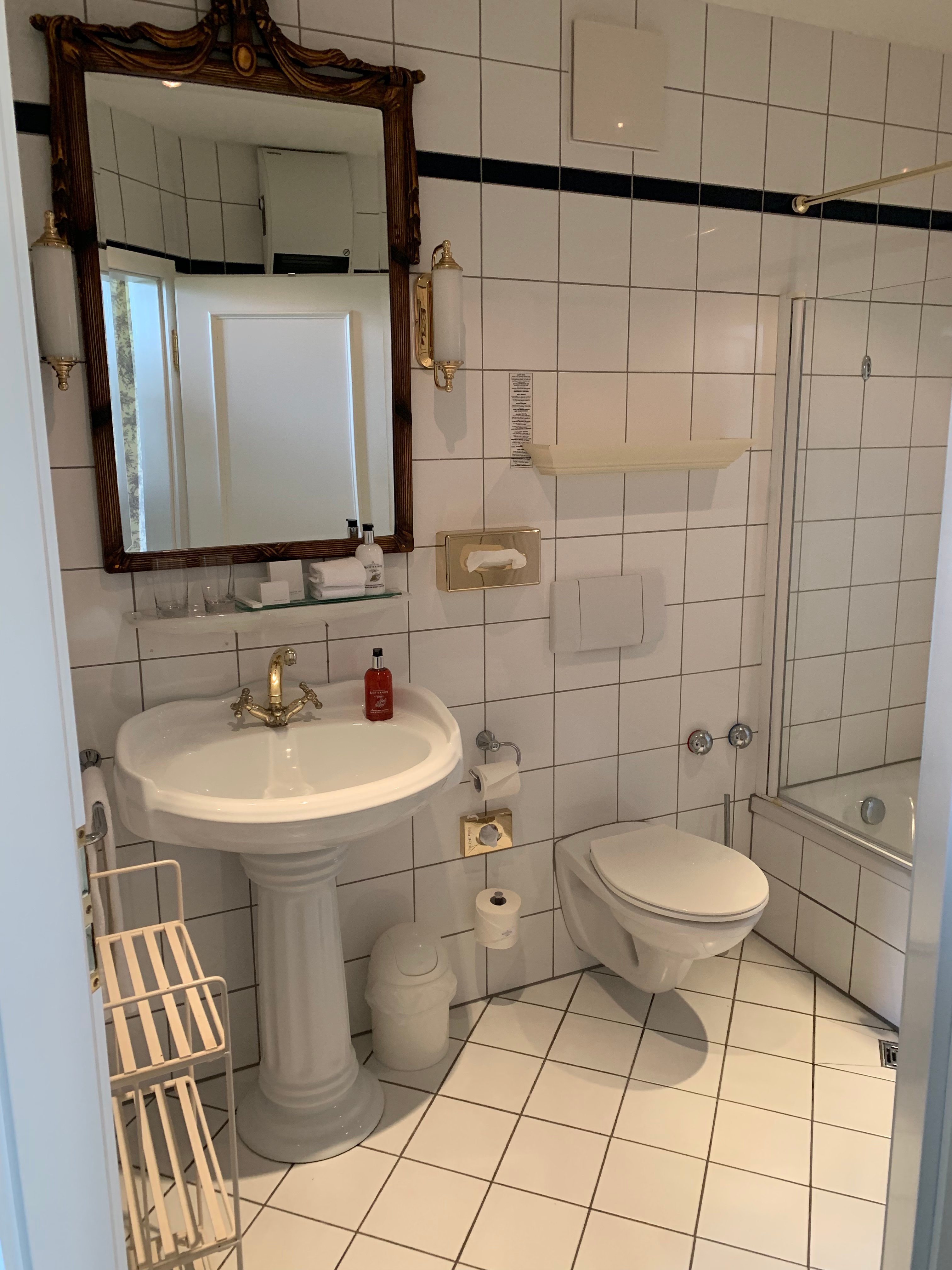 Weinromantikhotel Richtershof-浴室