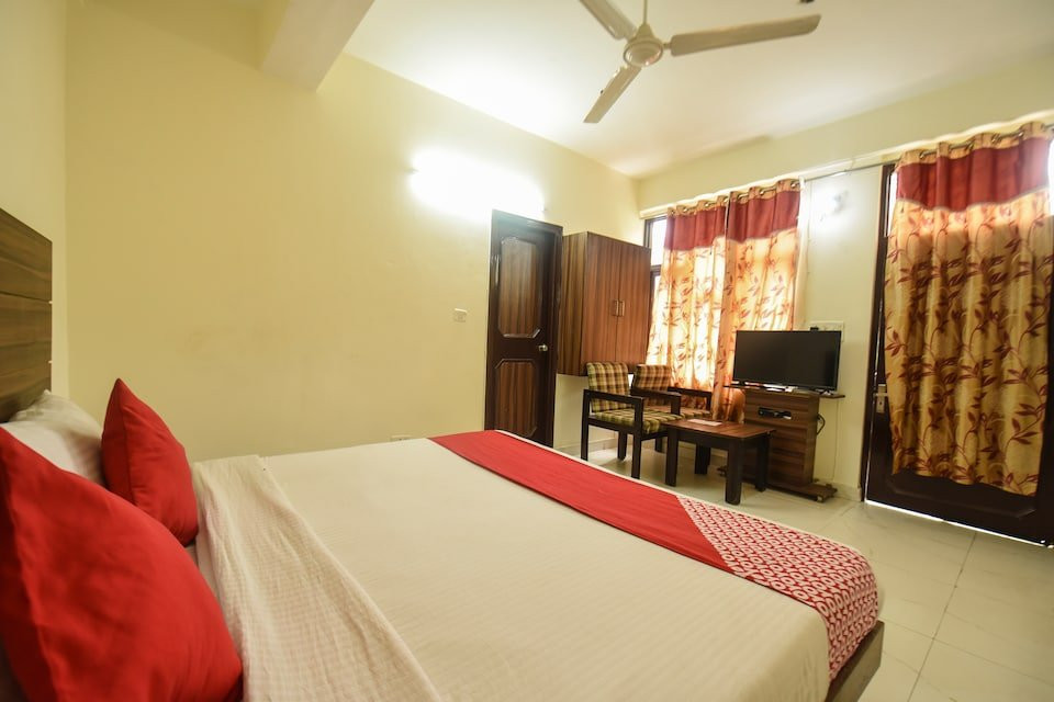 OYO 12818 Dev Villa主图