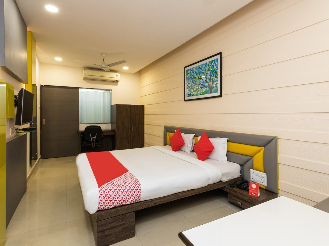 Super Townhouse Dewas City主图