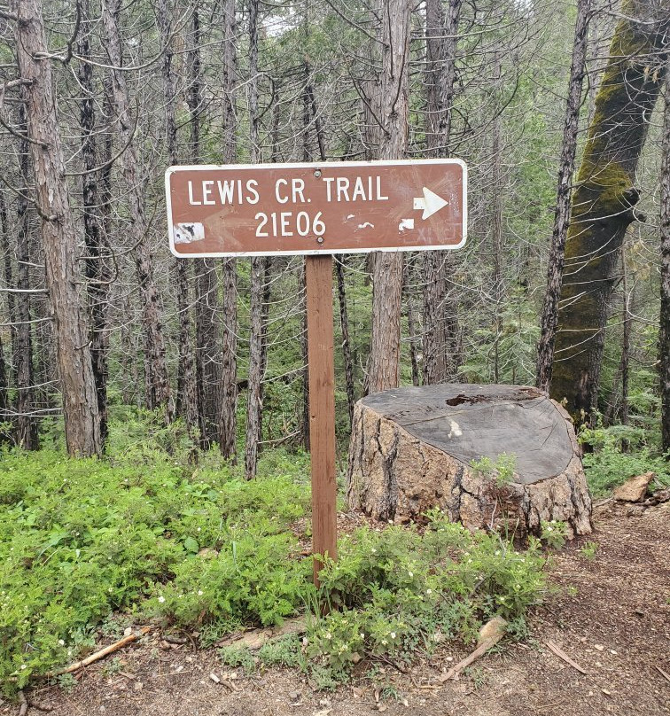 Lewis Creek Trail-菲什营必去景点