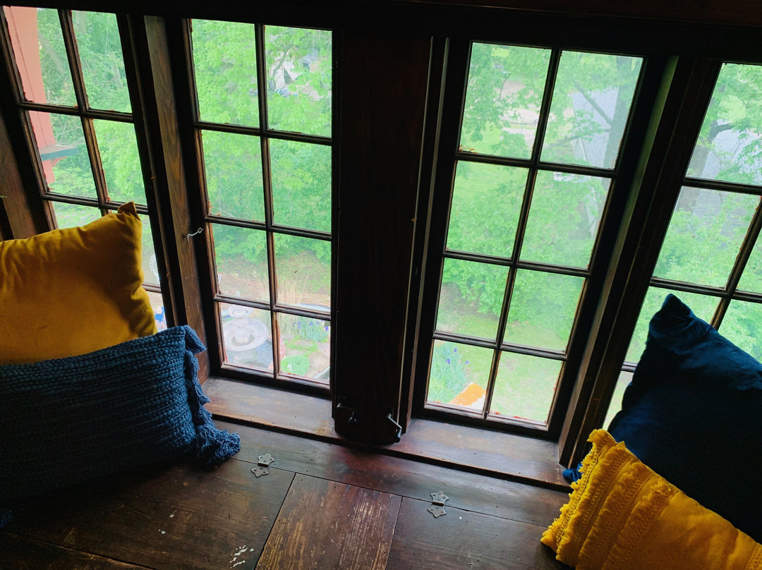 里昂双子大厦民宿温泉酒店主图