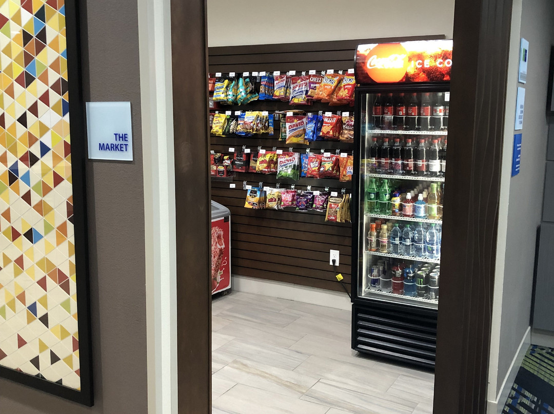 Holiday Inn Express & Suites Pineville-Alexandria Area主图