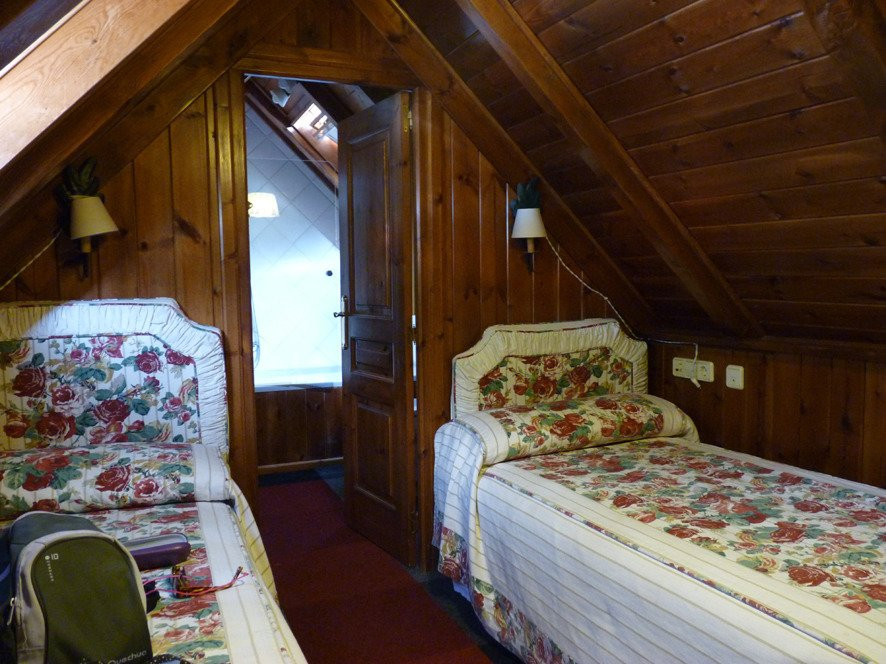 科洛梅尔斯酒店主图