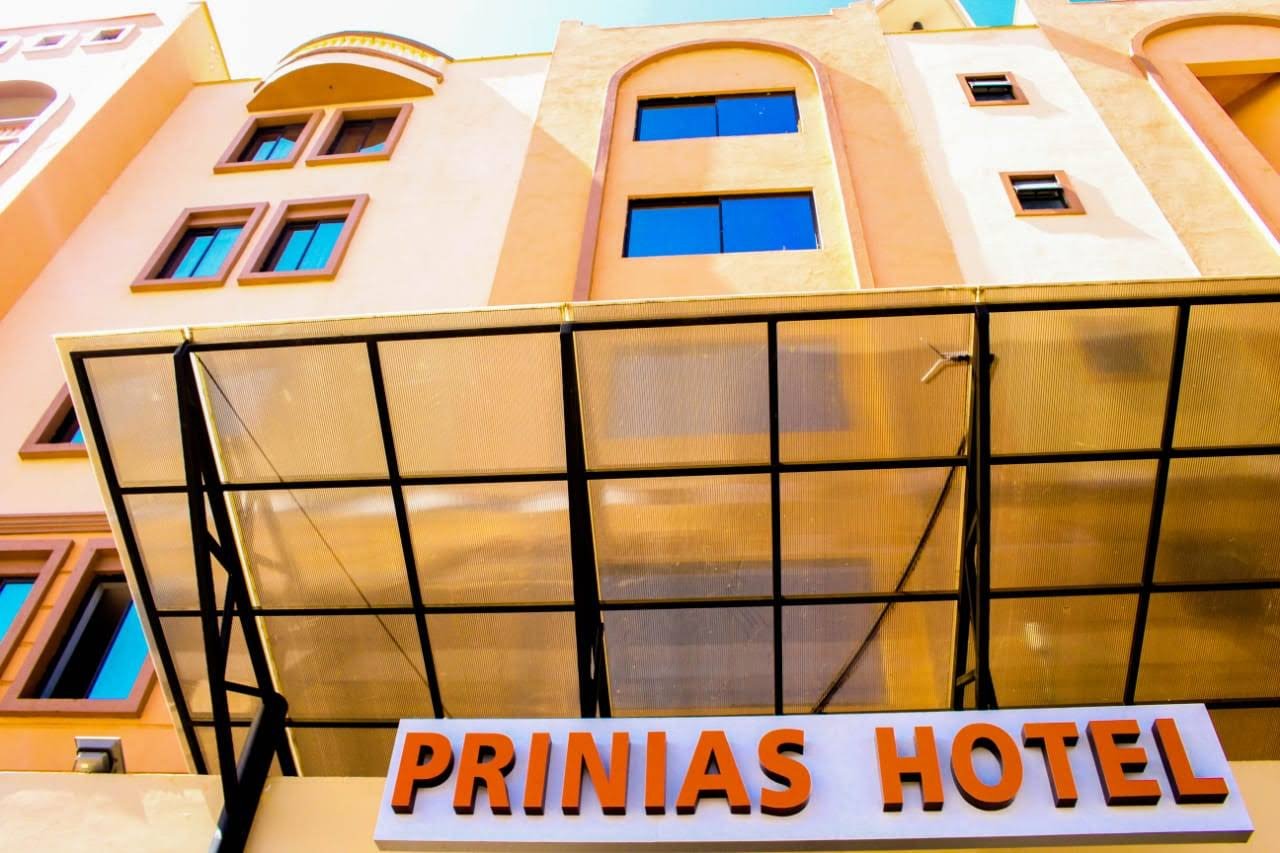 Prinias Hotel-官方